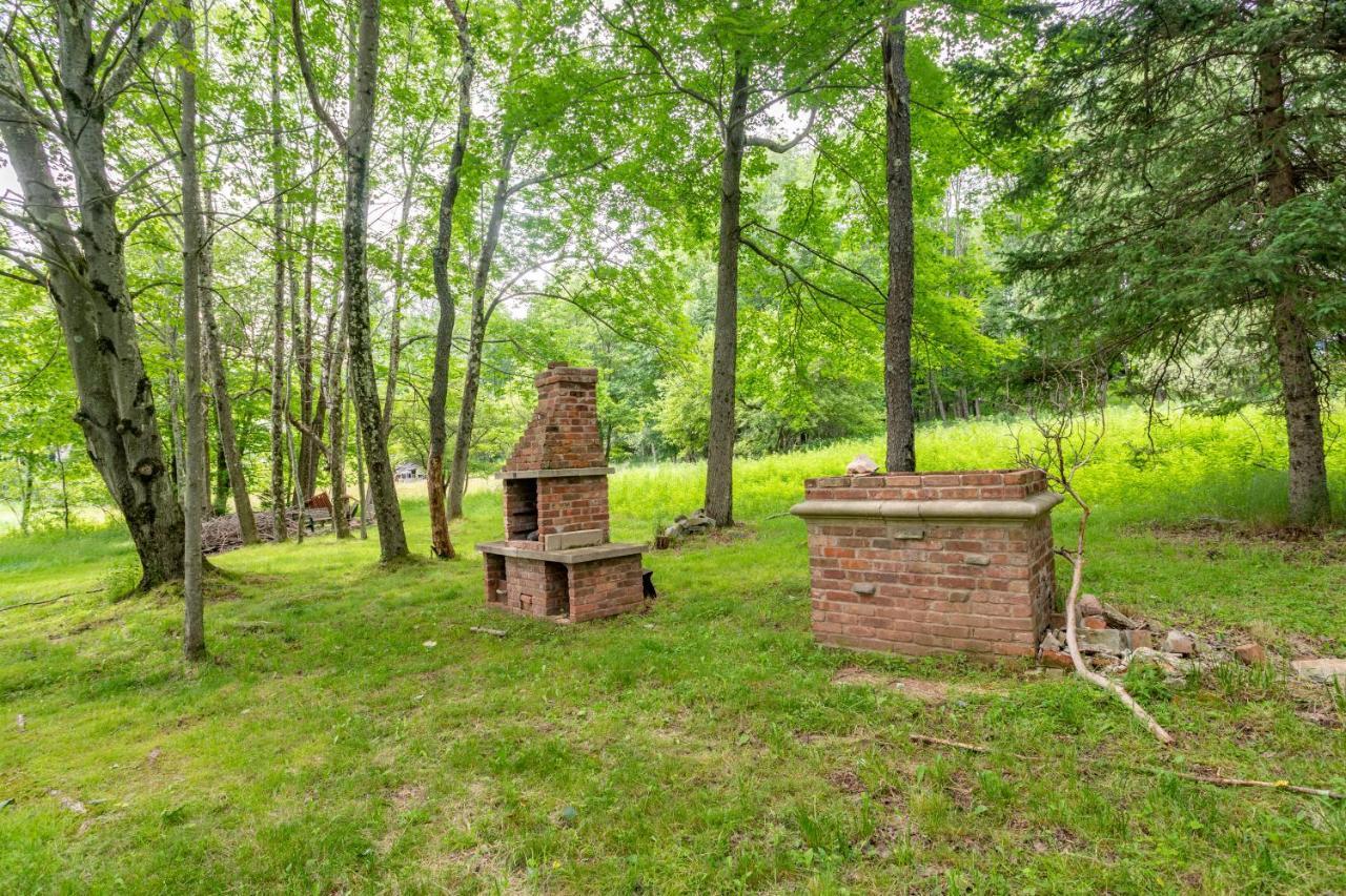 Bluebird Manor On The Water, 2 Acres & Amenities Villa Liberty Exterior foto
